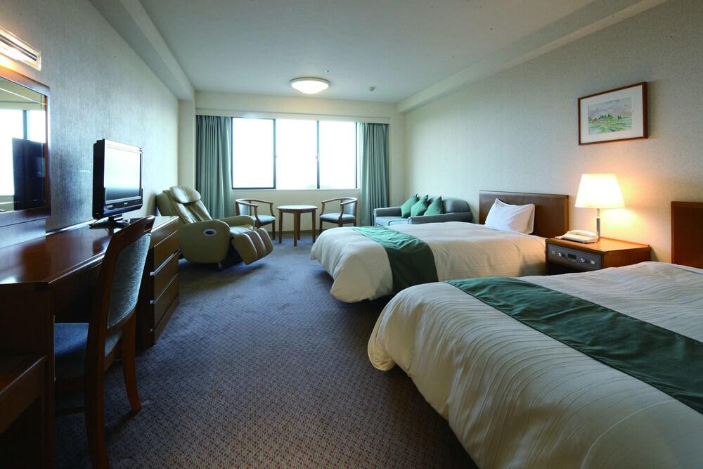 Royal Hotel Yatsugatake -From Apr2024 Grand Mercure Yatsugatake Resort & Spa Hokuto  Exterior foto