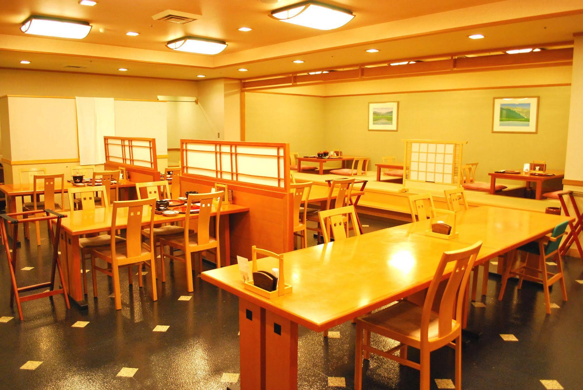 Royal Hotel Yatsugatake -From Apr2024 Grand Mercure Yatsugatake Resort & Spa Hokuto  Exterior foto